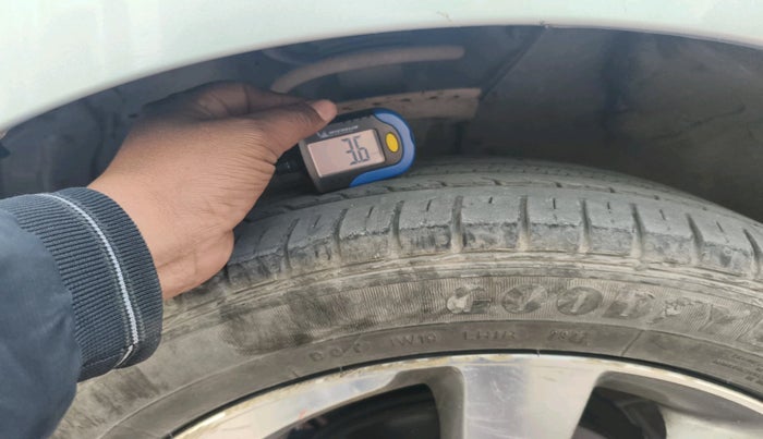 2016 Hyundai Elite i20 ASTA 1.2, Petrol, Manual, 60,430 km, tyre