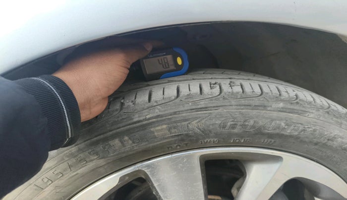 2016 Hyundai Elite i20 ASTA 1.2, Petrol, Manual, 60,430 km, tyre