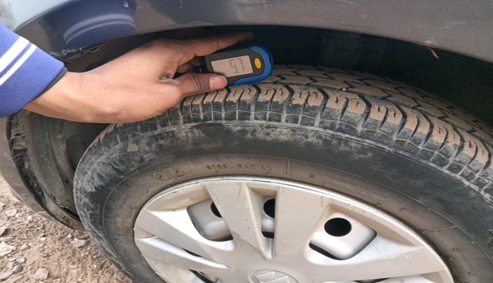 2017 Maruti Swift LXI (O), Petrol, Manual, 32,841 km, tyre