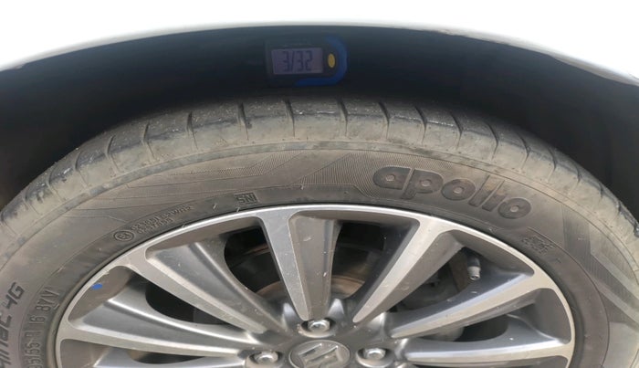 2019 Maruti Ciaz ALPHA  AT 1.5 SHVS PETROL, Petrol, Automatic, 1,34,882 km, tyre