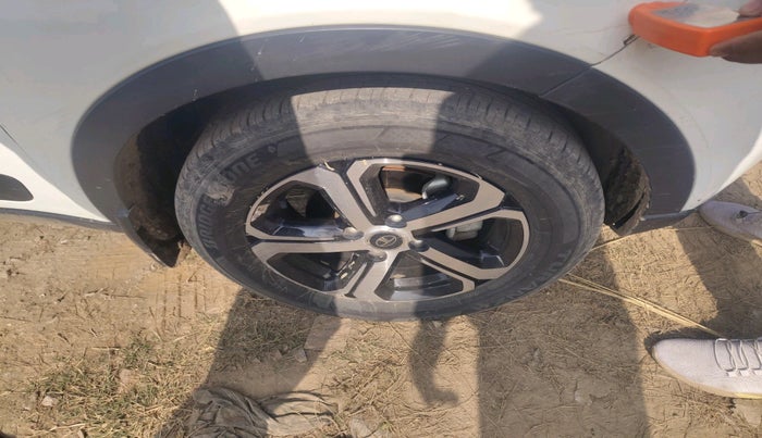 2023 Tata NEXON XZ PLUS PETROL, Petrol, Manual, 28,220 km, tyre