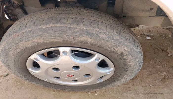 2021 Mahindra Bolero B6, Diesel, Manual, 79,579 km, tyre