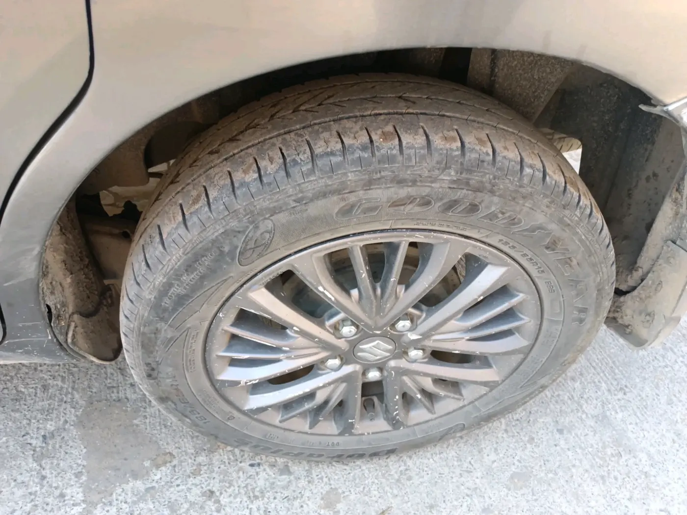 2019 Maruti Ertiga ZDI+ 1.5, Diesel, Manual, 1,62,664 km, tyre