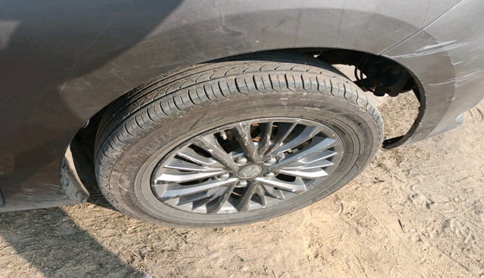 2019 Maruti Ertiga ZDI+ 1.5, Diesel, Manual, 1,62,664 km, tyre