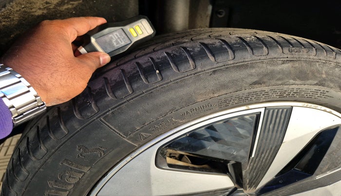 2023 MG ZS EV Exclusive Pro, Electric, Automatic, 35,450 km, tyre