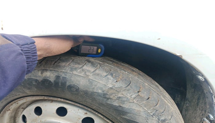 2011 Maruti Ritz LXI, Petrol, Manual, 1,10,000 km, tyre