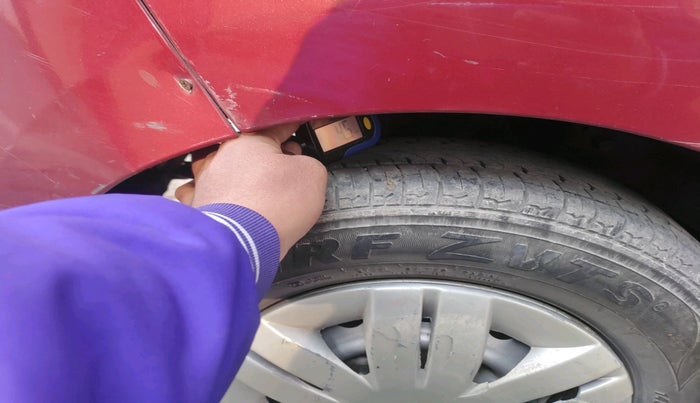 2014 Hyundai Eon ERA +, Petrol, Manual, 80,417 km, tyre