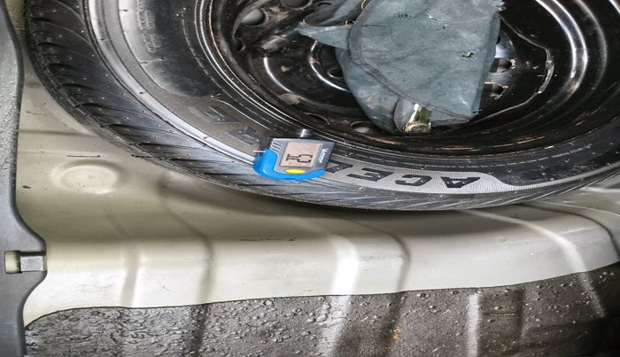 2013 Hyundai i20 SPORTZ 1.2, Petrol, Manual, 73,203 km, tyre