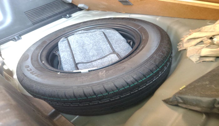 2022 KIA SONET HTX 1.0 IMT, Petrol, Manual, 11,168 km, tyre