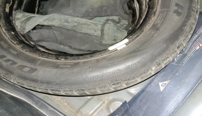 2014 Hyundai i20 SPORTZ 1.2, Petrol, Manual, 68,637 km, tyre