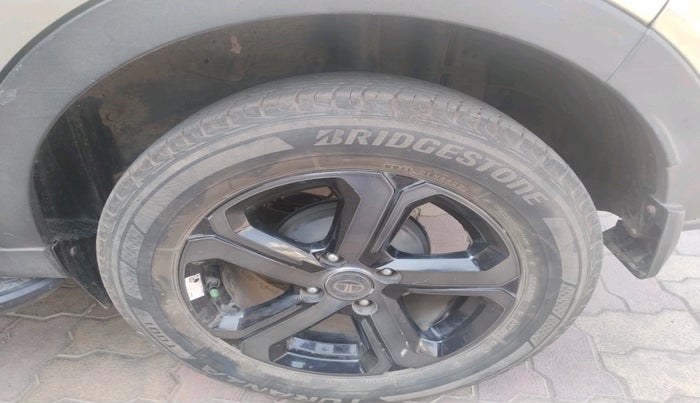 2022 Tata NEXON XZ PLUS (PREMIUM) KAZIRANGA PETROL, Petrol, Manual, 24,425 km, tyre