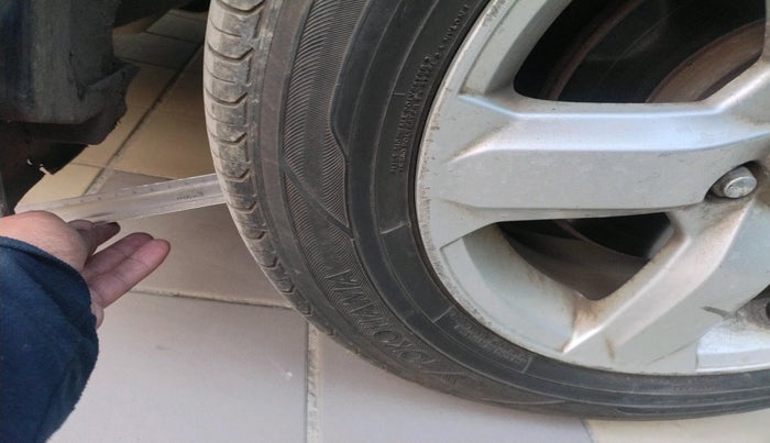 2013 Honda City 1.5L I-VTEC S MT, Petrol, Manual, 1,13,350 km, tyre