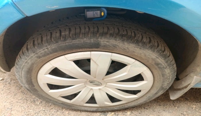 2017 Mahindra E20 Plus P4, Electric, Automatic, 24,462 km, tyre