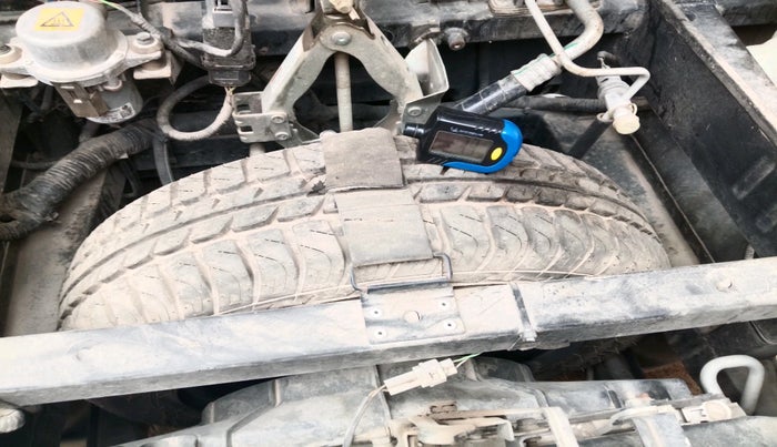 2017 Mahindra E20 Plus P4, Electric, Automatic, 24,462 km, tyre