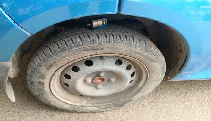 2017 Mahindra E20 Plus P4, Electric, Automatic, 24,462 km, tyre