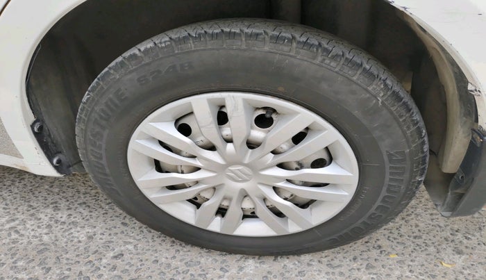 2016 Maruti Swift Dzire TOUR DIESEL, Diesel, Manual, 1,12,136 km, tyre