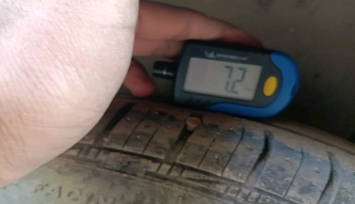 2015 Maruti Swift Dzire VXI, Petrol, Manual, 64,734 km, tyre