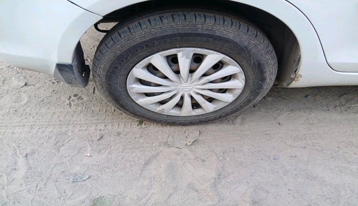 2015 Maruti Swift Dzire VXI, Petrol, Manual, 64,734 km, tyre