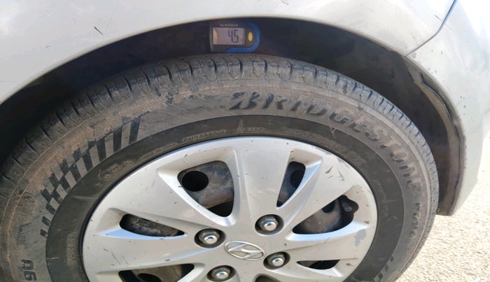 2013 Hyundai i10 MAGNA 1.2, Petrol, Manual, 88,095 km, tyre