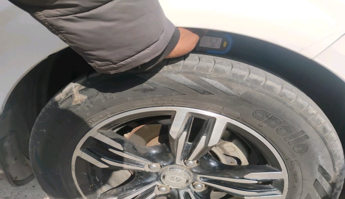 2022 Hyundai AURA S 1.2 CNG, Petrol, Manual, 69,721 km, tyre