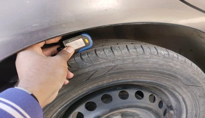 2013 Honda Amaze 1.2L I-VTEC S, Petrol, Manual, 83,916 km, tyre