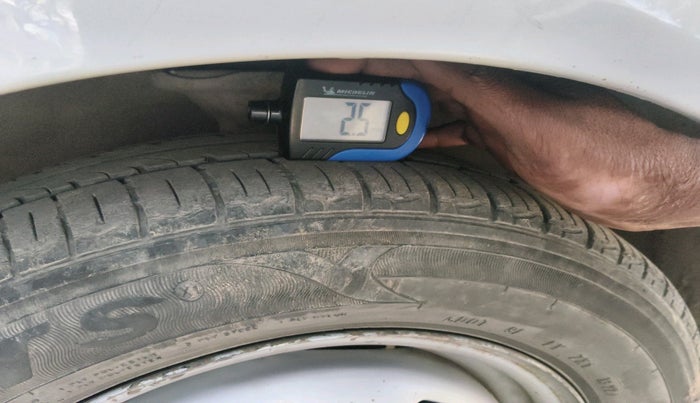 2013 Hyundai Santro Xing GL PLUS, Petrol, Manual, 60,291 km, tyre