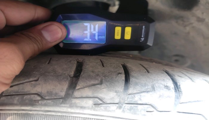 2020 MG HECTOR SHARP HYBRID 1.5 PETROL, Petrol, Manual, 77,499 km, tyre