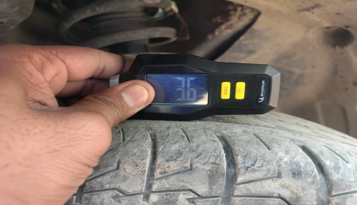 2020 MG HECTOR SHARP HYBRID 1.5 PETROL, Petrol, Manual, 77,499 km, tyre