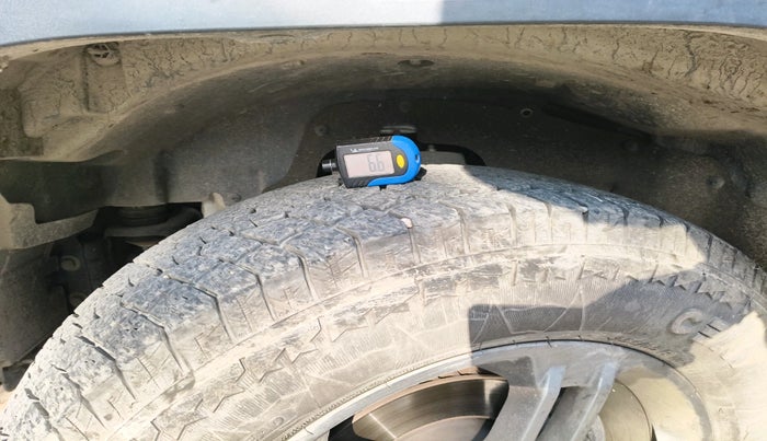 2023 Mahindra Thar LX PETROL HT 4WD AT, Petrol, Automatic, 19,344 km, tyre