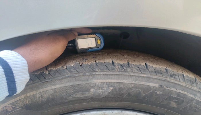 2017 Maruti Swift Dzire VDI, Diesel, Manual, 70,988 km, tyre