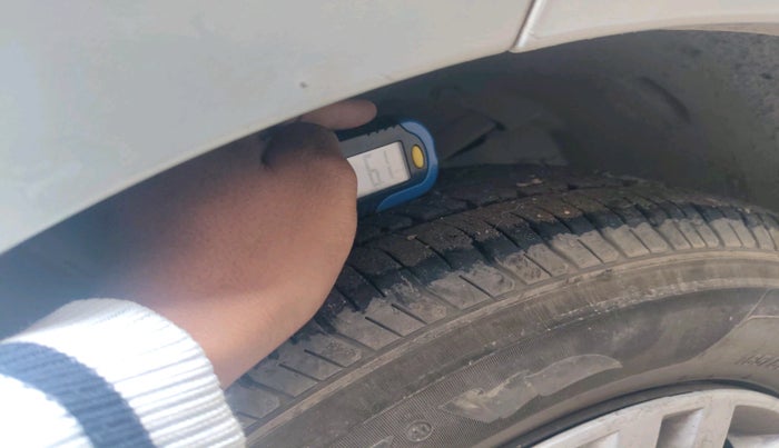 2017 Maruti Swift Dzire VDI, Diesel, Manual, 70,988 km, tyre