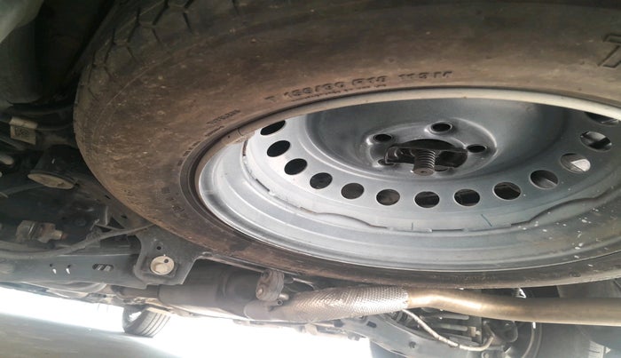 2024 Mahindra XUV700 AX 7 LUXURY D AT 7 STR, Diesel, Automatic, 42,183 km, tyre