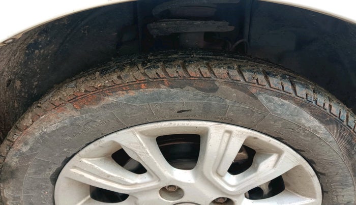 2018 Tata Tiago XZ PETROL, Petrol, Manual, 70,000 km, tyre