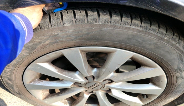 2011 Audi A6 2.8 FSI, Petrol, Automatic, 90,405 km, tyre