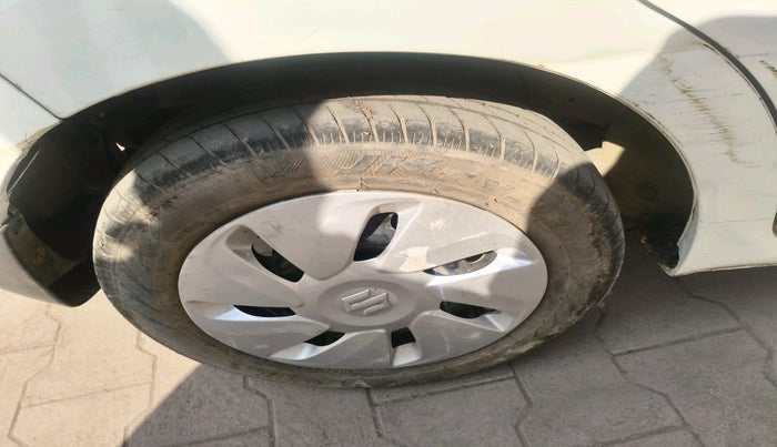 2015 Maruti Celerio ZXI AMT, Petrol, Automatic, 1,33,900 km, tyre