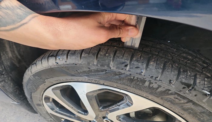 2023 Maruti Baleno SIGMA PETROL 1.2, Petrol, Manual, 15,101 km, tyre