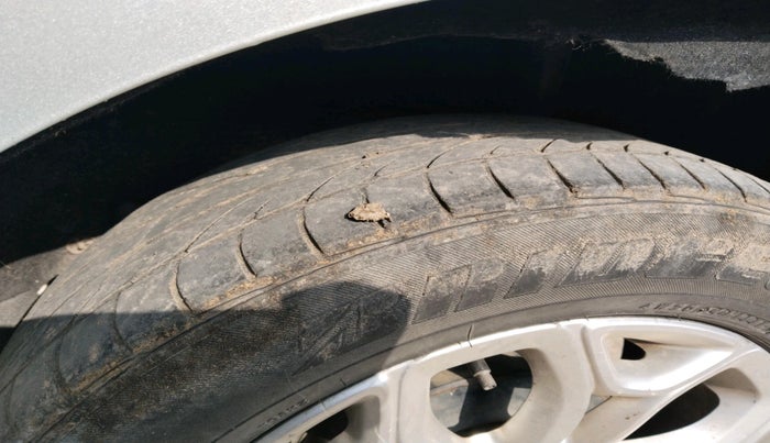 2015 Ford Ecosport TITANIUM 1.5L DIESEL, Diesel, Manual, 1,06,000 km, tyre