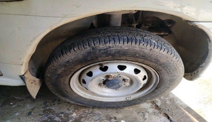 2016 Tata Indica EV2 GLS, Petrol, Manual, 97,140 km, tyre