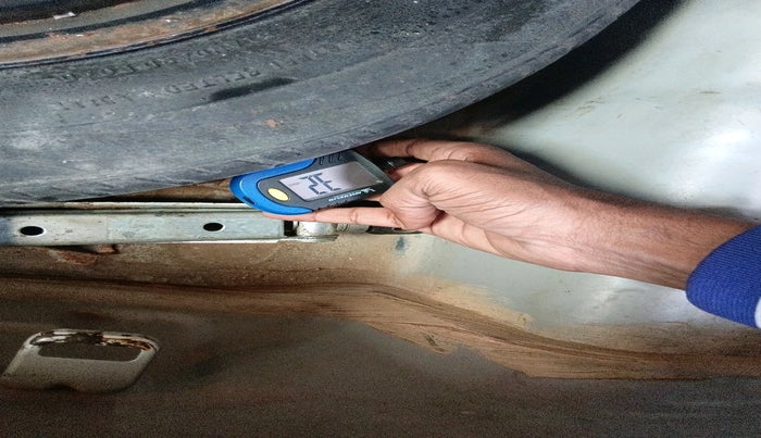 2014 Hyundai Grand i10 MAGNA 1.2 KAPPA VTVT, Petrol, Manual, 1,22,963 km, tyre