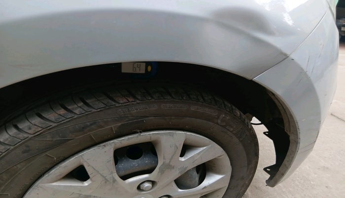 2014 Hyundai Grand i10 MAGNA 1.2 KAPPA VTVT, Petrol, Manual, 1,22,963 km, tyre