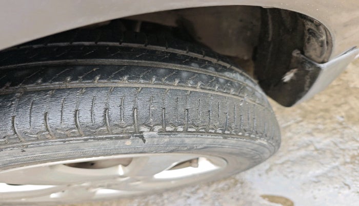 2014 Maruti Celerio ZXI, Petrol, Manual, 61,100 km, tyre