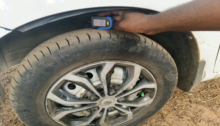 2016 Maruti Wagon R 1.0 LXI, Petrol, Manual, 1,40,682 km, tyre