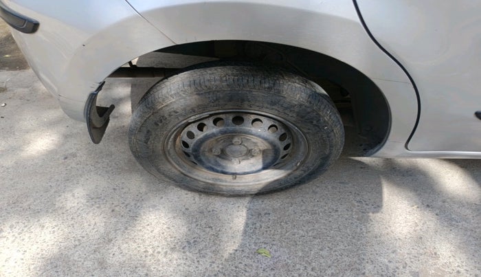 2015 Datsun Go T, Petrol, Manual, 52,983 km, tyre