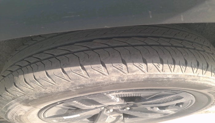 2024 Tata Harrier FEARLESS PLUS DUAL TONE, Diesel, Manual, 22,132 km, tyre