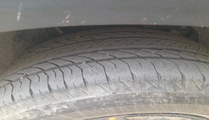 2024 Tata Harrier FEARLESS PLUS DUAL TONE, Diesel, Manual, 22,132 km, tyre