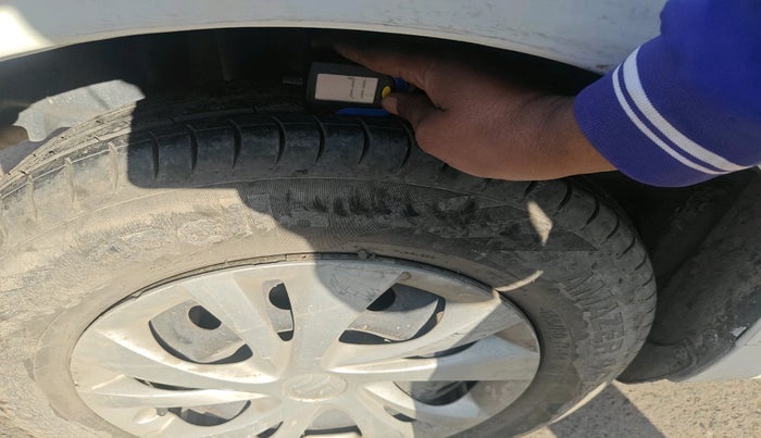 2018 Maruti Swift VXI, Petrol, Manual, 67,955 km, tyre