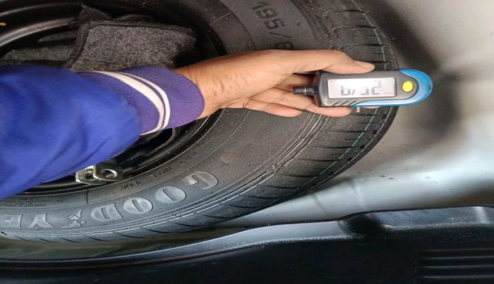 2021 KIA SONET HTX 1.5, Diesel, Manual, 89,392 km, tyre