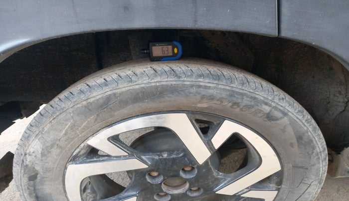 2021 Nissan MAGNITE XV PREMIUM, Petrol, Manual, 18,682 km, tyre