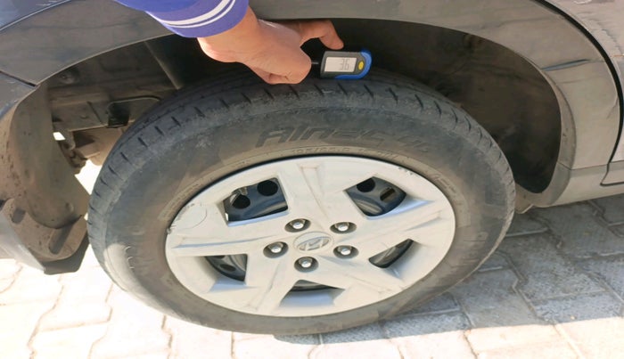 2019 Hyundai VENUE S 1.0 TURBO DCT, Petrol, Automatic, 42,306 km, tyre