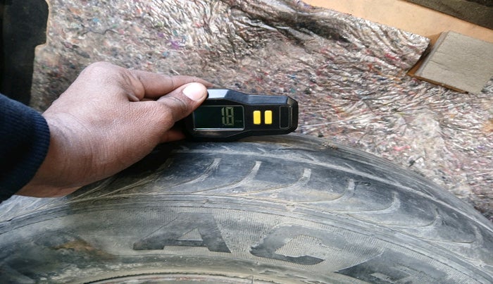 2011 Hyundai i20 MAGNA 1.2, Petrol, Manual, 75,455 km, tyre